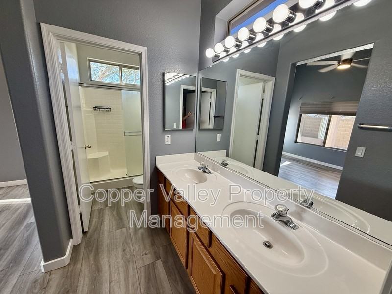 3553 W Morse Ct - Photo 7 of 16