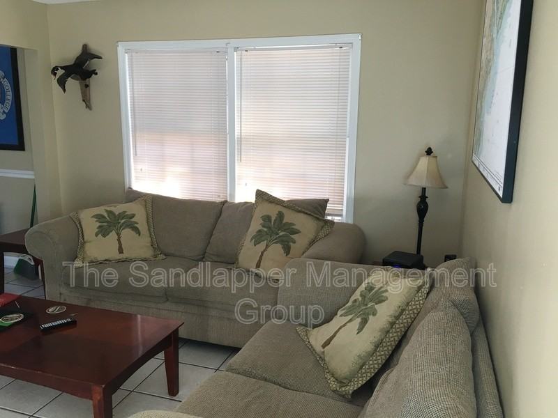 1122 N Shadow Dr - Photo 3 of 13