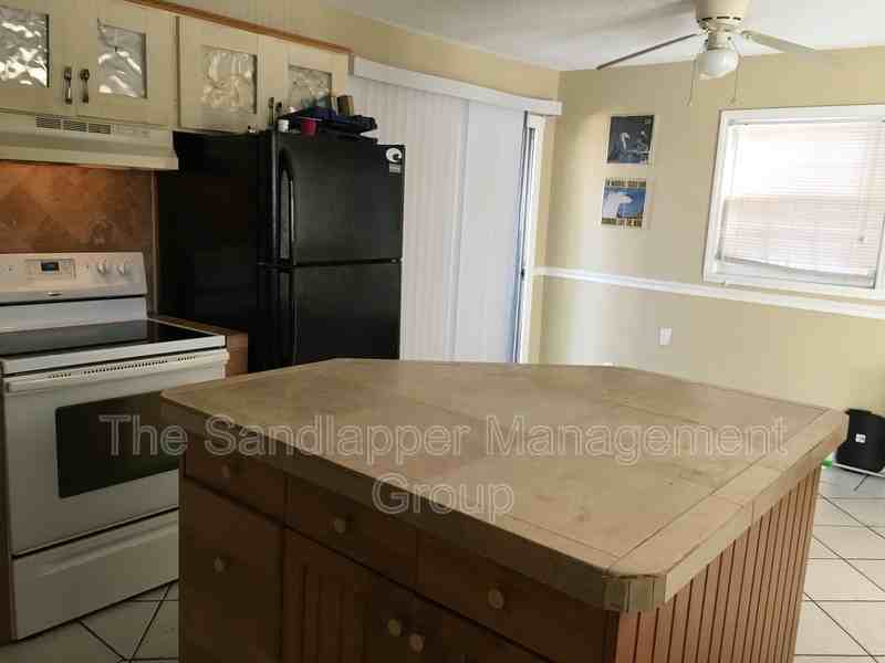 1122 N Shadow Dr - Photo 7 of 13