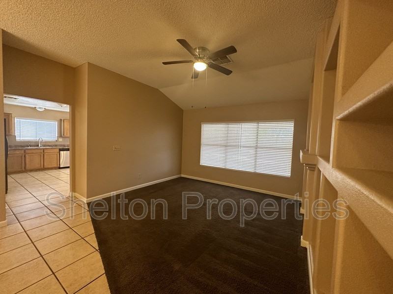 5028 N 102nd Ave - Photo 3 of 13