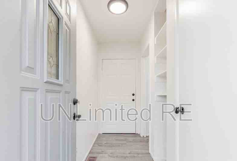 4555 S Lake Mary Rd #B - Photo 4 of 23