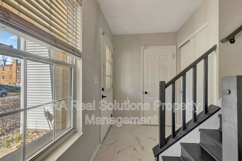 76 Glenwood Ave - Photo 5 of 43