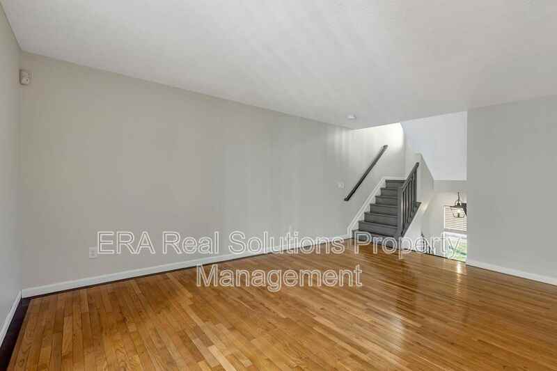 76 Glenwood Ave - Photo 6 of 43