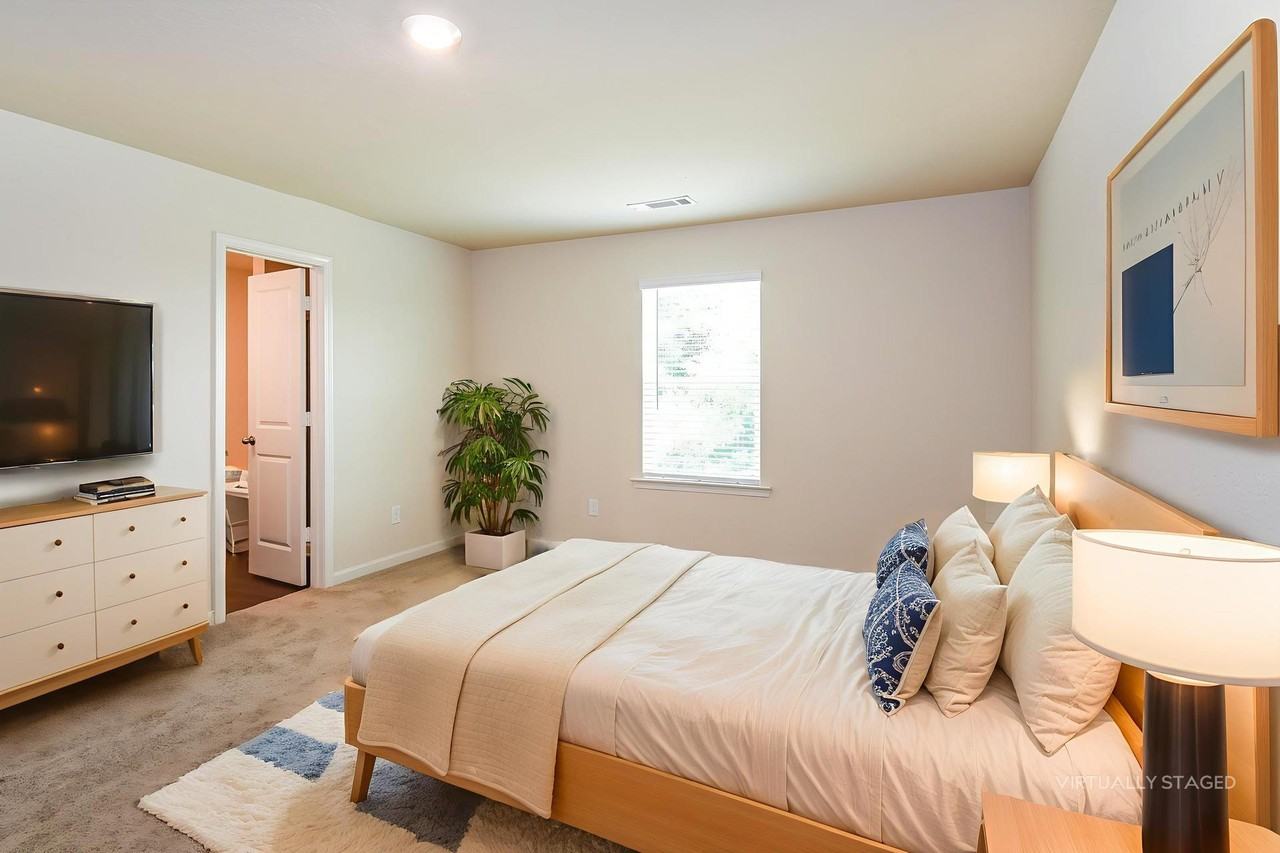 150 Innis Brook Cir - Photo 5 of 26