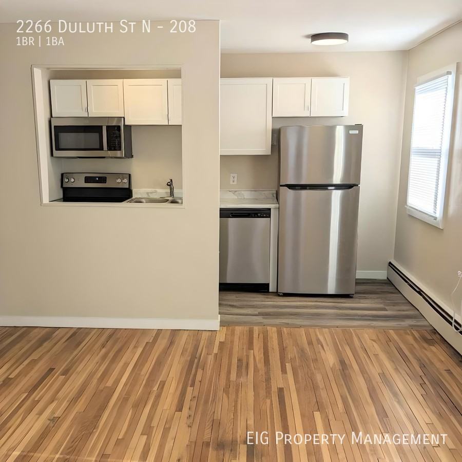 Maplewood Manor - Photo 5 of 50