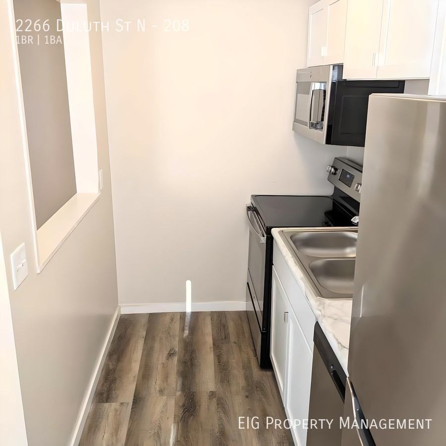 Maplewood Manor - Photo 7 of 50