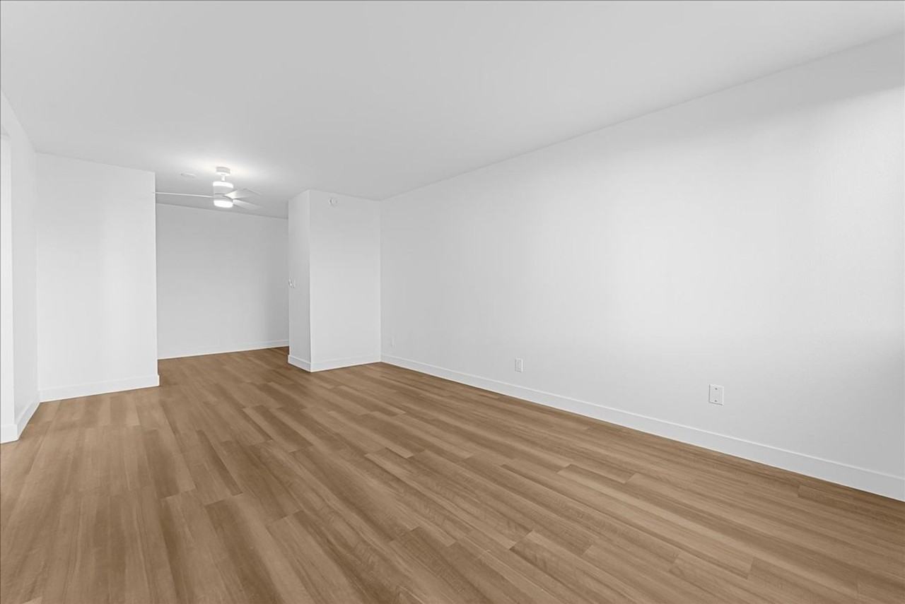 2736 Pomeroy Ave - Photo 2 of 13