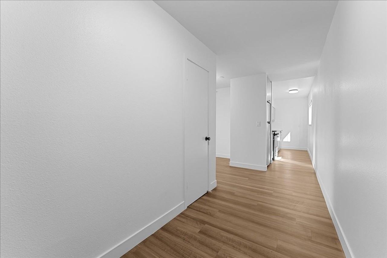 2736 Pomeroy Ave - Photo 6 of 13