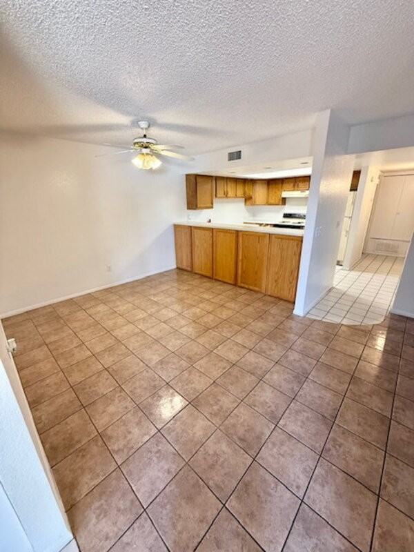 14214 N Ashbrook Dr #B - Photo 5 of 10