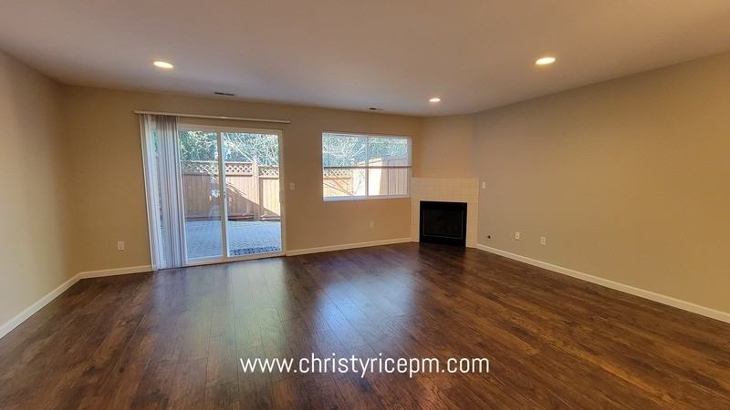 5632 137th Pl Se - Photo 2 of 20