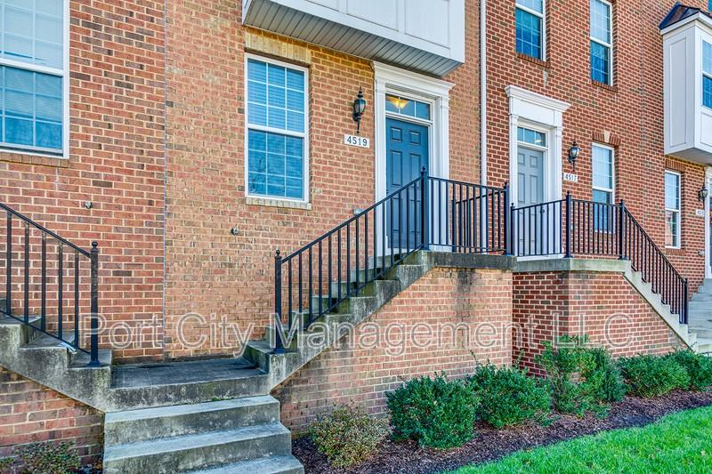 4519 Foster Ave - Photo 3 of 26