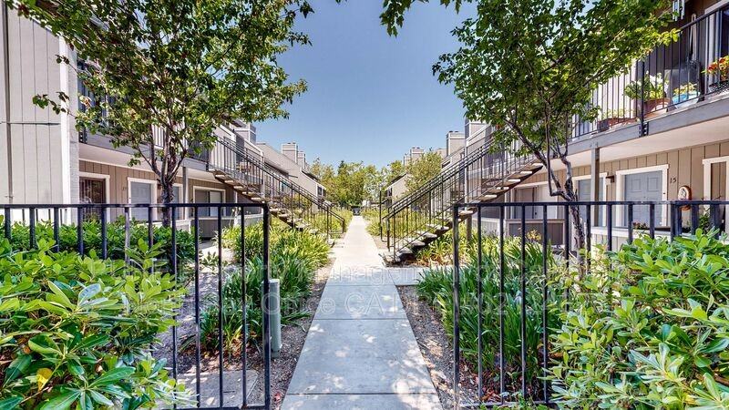 1450 E Cotati Ave #7 - Photo 3 of 21