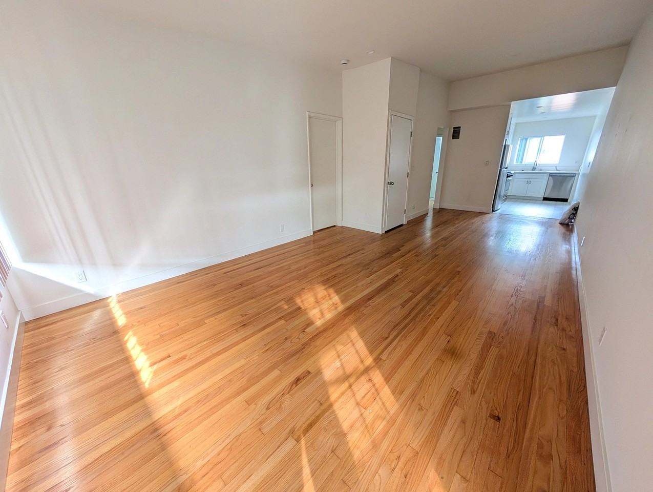 1514 S Orange Grove Ave - Photo 6 of 37