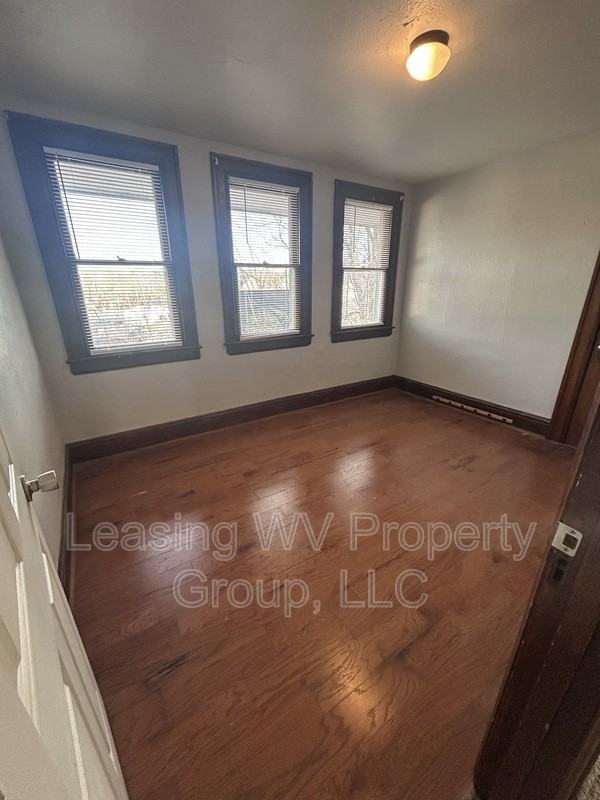 5722 Stiles Dr #B - Photo 7 of 7