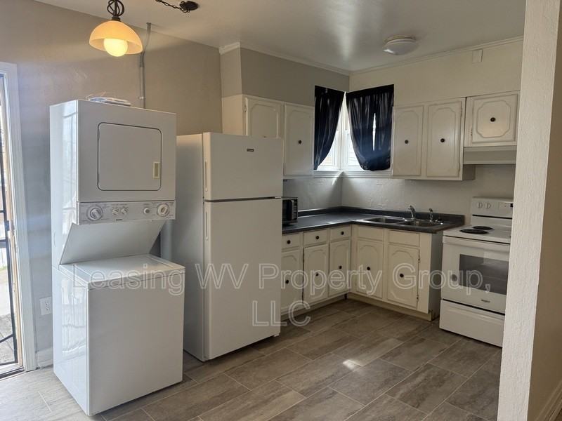 2 Woodson Ct - Photo 5 of 11