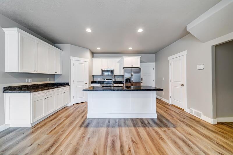 4431 W Glendon Dr - Photo 6 of 13