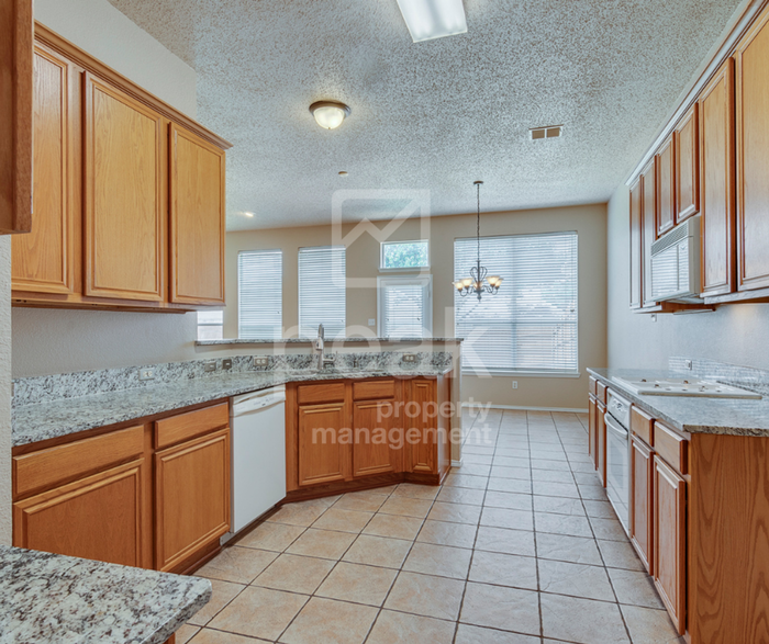 3512 Kimble Dr - Photo 6 of 24