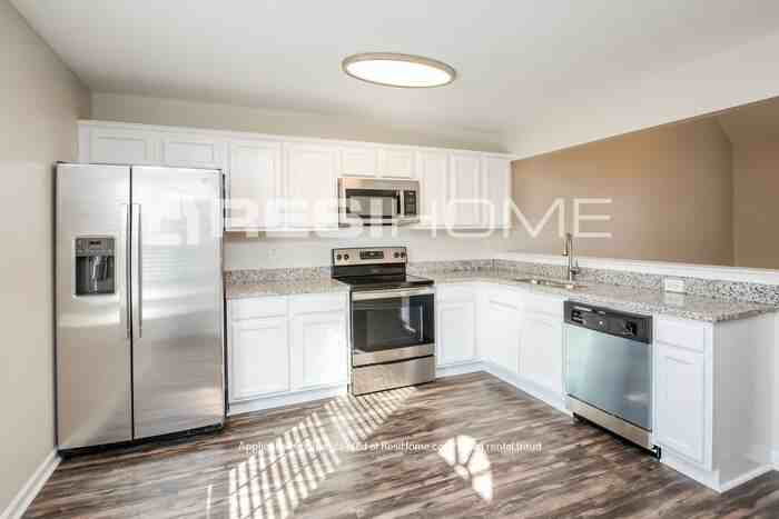 12 Middleton Ct - Photo 2 of 25