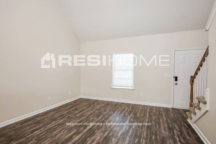 12 Middleton Ct - Photo 7 of 25