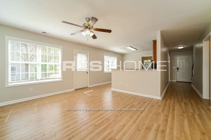 6 Millstream Ct - Photo 5 of 19