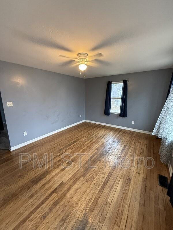 10365 Lord Dr - Photo 2 of 10