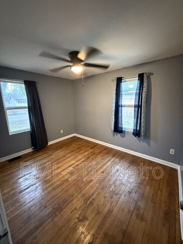 10365 Lord Dr - Photo 5 of 10