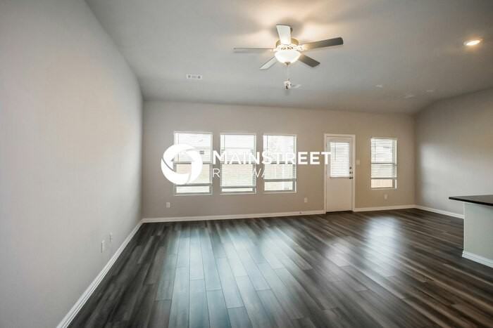 2137 Sun Star Dr - Photo 2 of 17