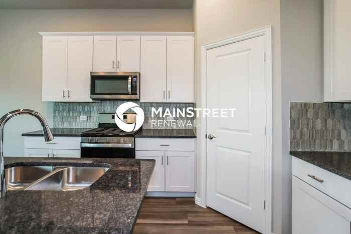 2137 Sun Star Dr - Photo 6 of 17