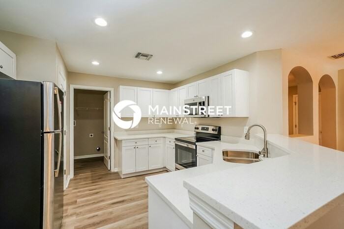 113 Nw 29th Ter - Photo 5 of 16