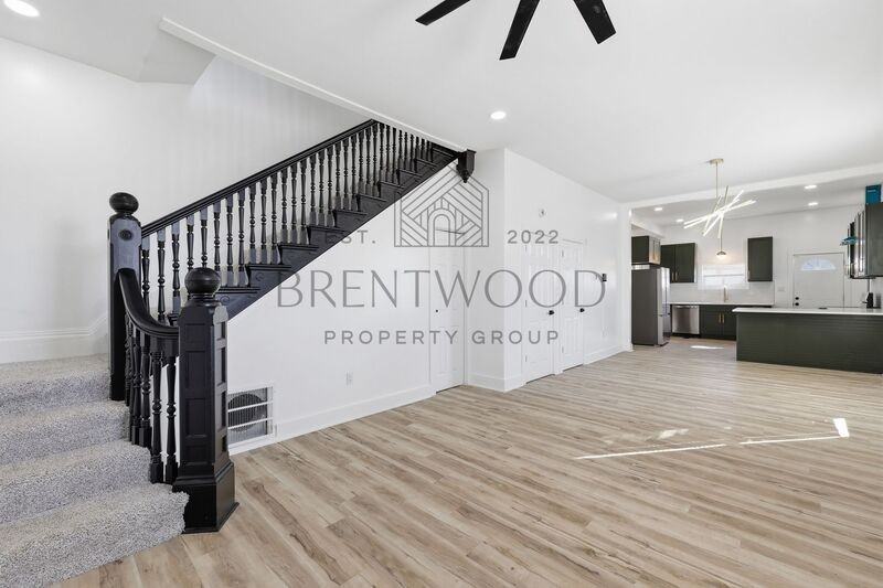 29 N State Ave - Photo 7 of 36