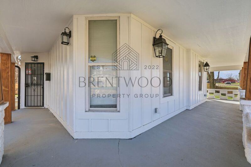 31 N State Ave - Photo 5 of 37