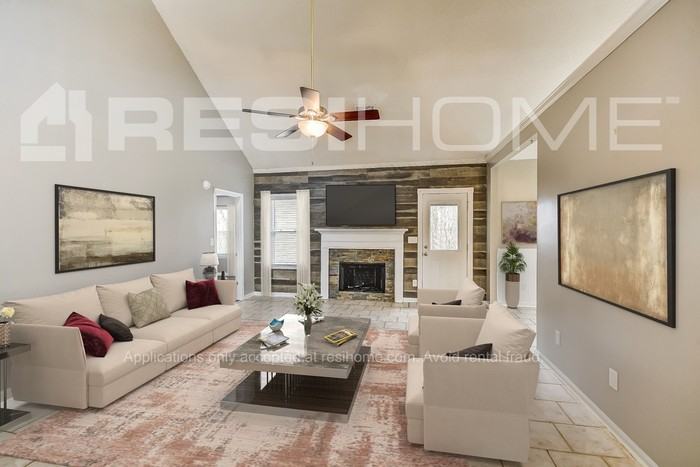 513 Baronne St - Photo 5 of 16