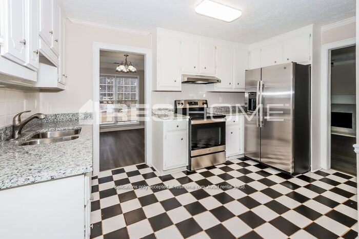 3706 Jolane Ter Se - Photo 2 of 20