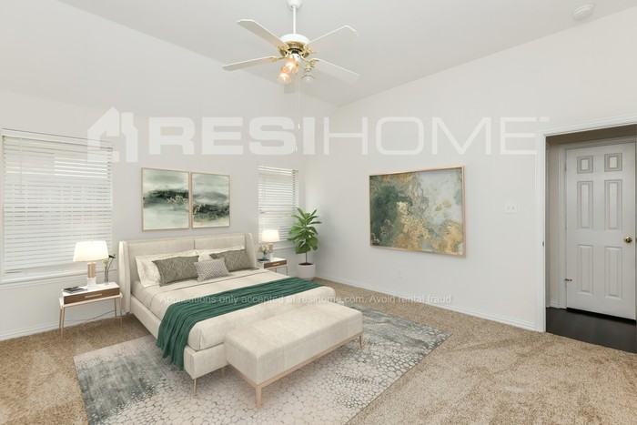 1410 Hyde Park Blvd - Photo 6 of 16