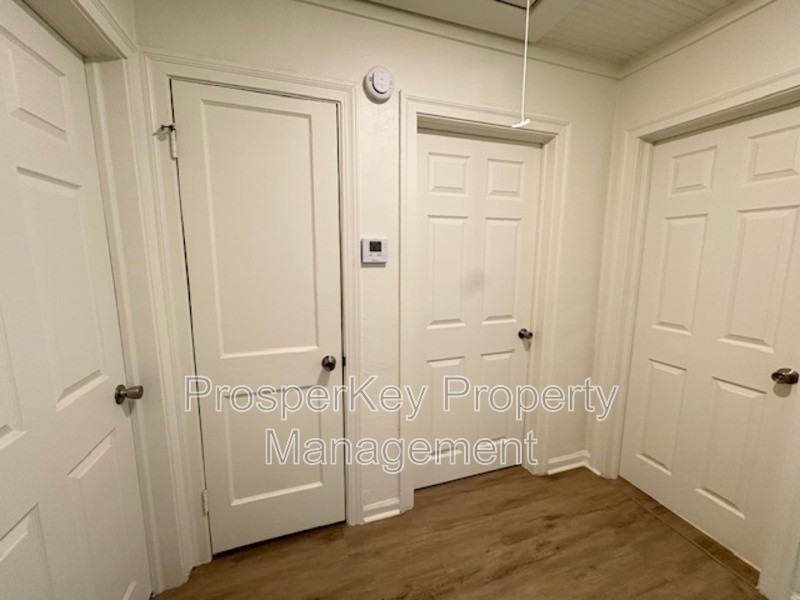 3640 Walton St - Photo 4 of 12