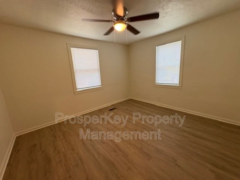 3640 Walton St - Photo 5 of 12