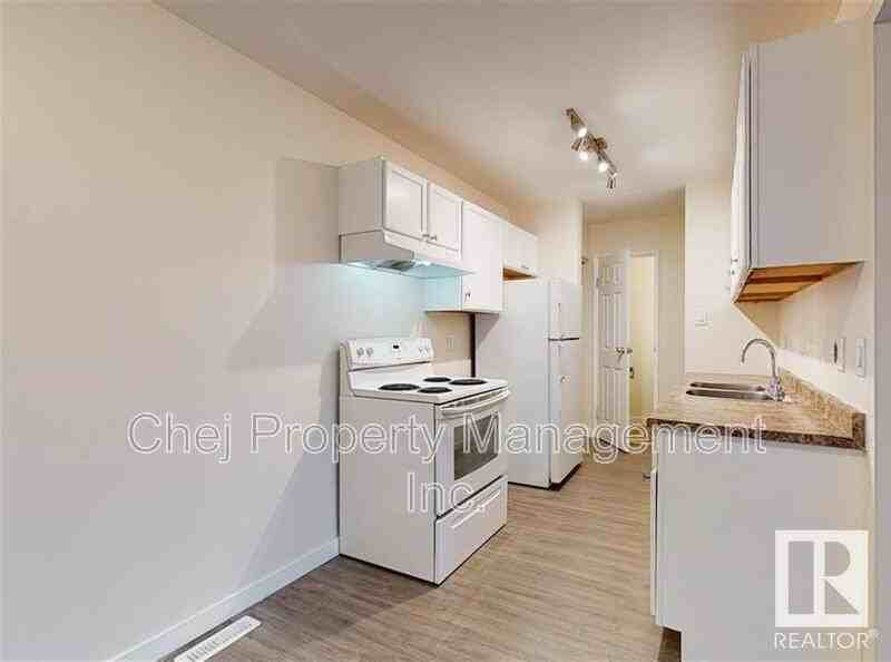 4C Callingwood Crt Nw - Photo 6 of 11