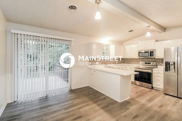 509 Barclay Square Ct - Photo 4 of 15