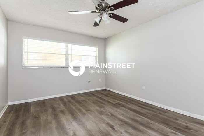 1794 Baywood Ave - Photo 7 of 15