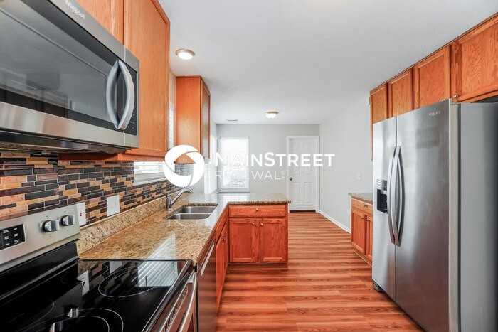 6927 Spring Bloom Dr - Photo 6 of 16