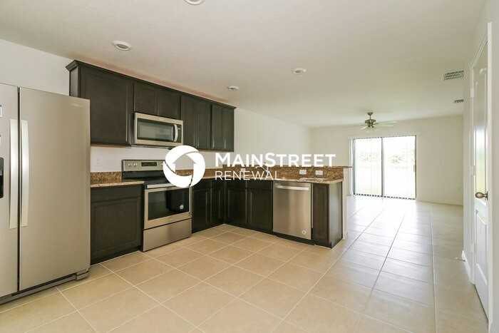 8549 Silverbell Loop - Photo 7 of 16