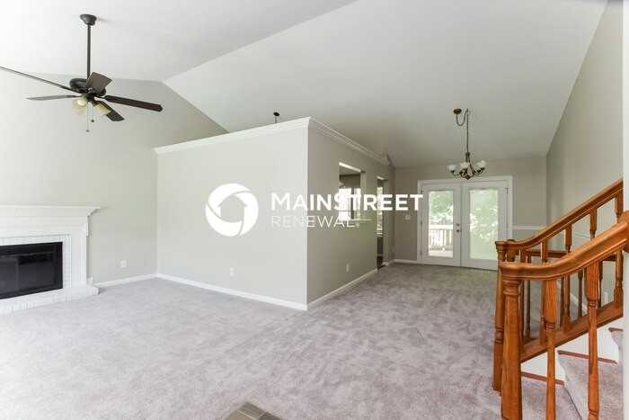 12504 Agate Ln - Photo 7 of 19