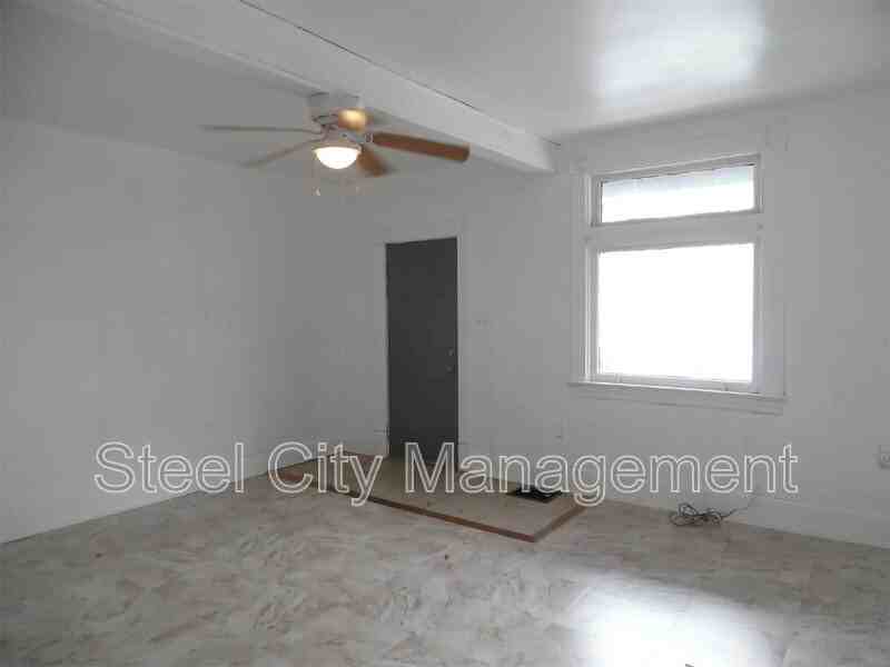12 Cuyler Ave - Photo 2 of 8