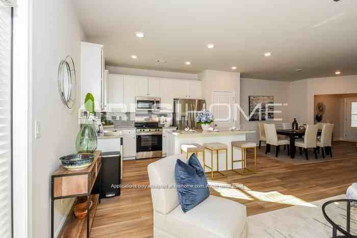 1690 Cleadon Dr - Photo 7 of 19