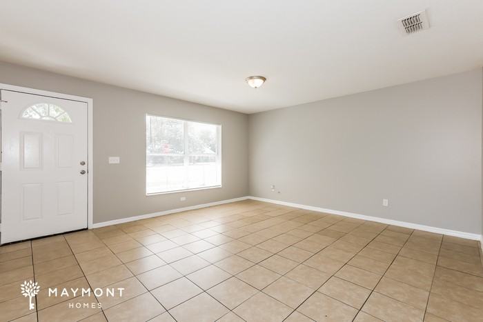 8415 N 10th St - Photo 5 of 12