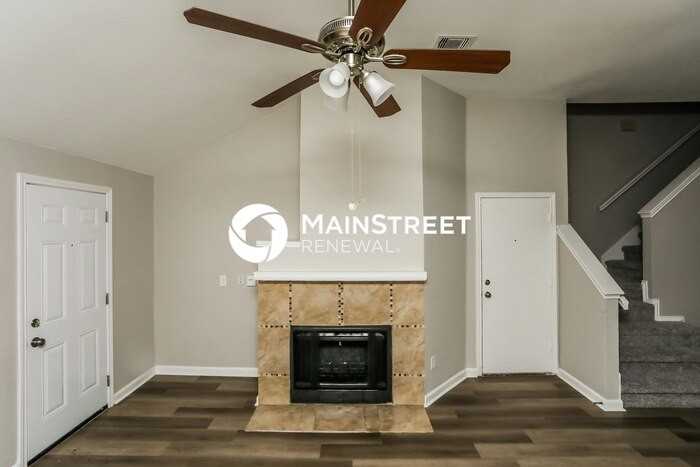 10368 Wood Heights Dr - Photo 3 of 15