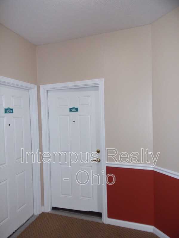 8057 Cranes Crossing Dr - Photo 2 of 34