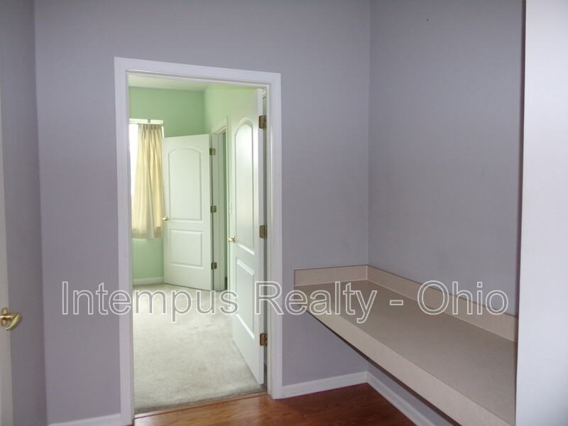 8057 Cranes Crossing Dr - Photo 6 of 34