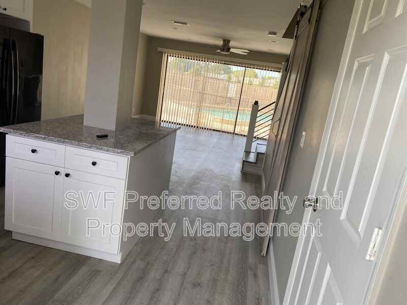 4318 Se 5th Ave #3 - Photo 5 of 11