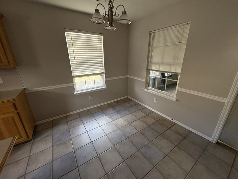 7519 N 133rd East Ave - Photo 4 of 9